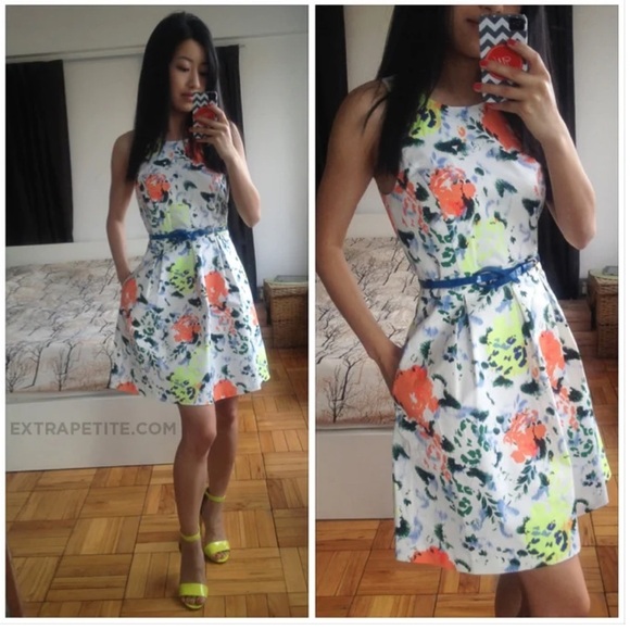 🦋 Gap White Floral Mini Dress Size 4 Casual Formal Summer Spring Easter - Picture 1 of 8